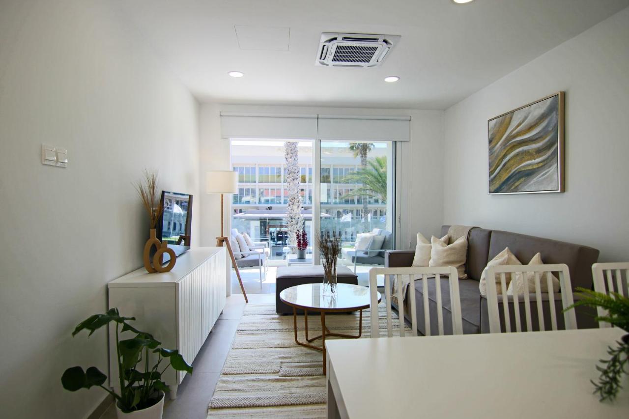 Phaedrus Living: Seaview Luxury Flat Limnaria 114 Paphos Exterior foto